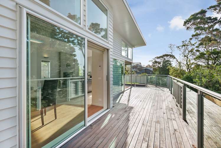 149n Glengarry Road Glen Eden_7