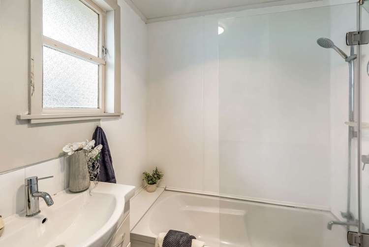 1d Hendon Place West End_11