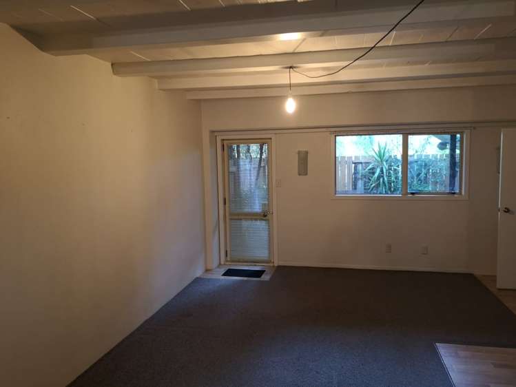 14a Captain Scott Road Glen Eden_14