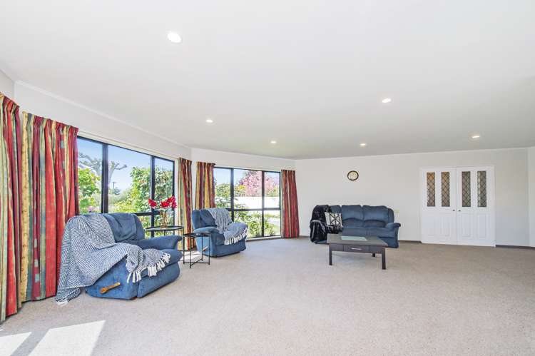 1 Devon Crescent Darfield_5