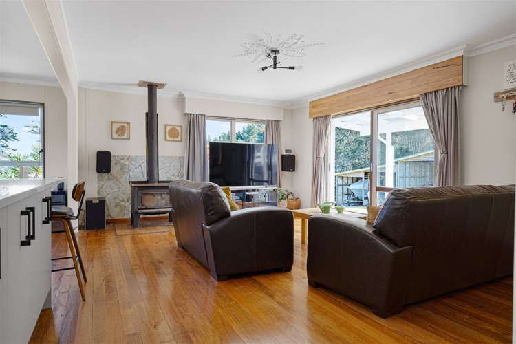 1 Domain Road Kawakawa_11