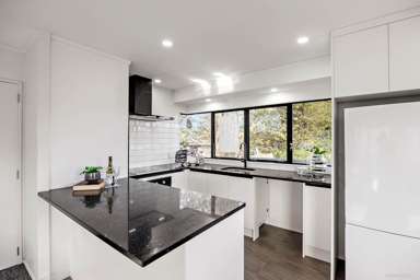 3/49 Fairview Road_2