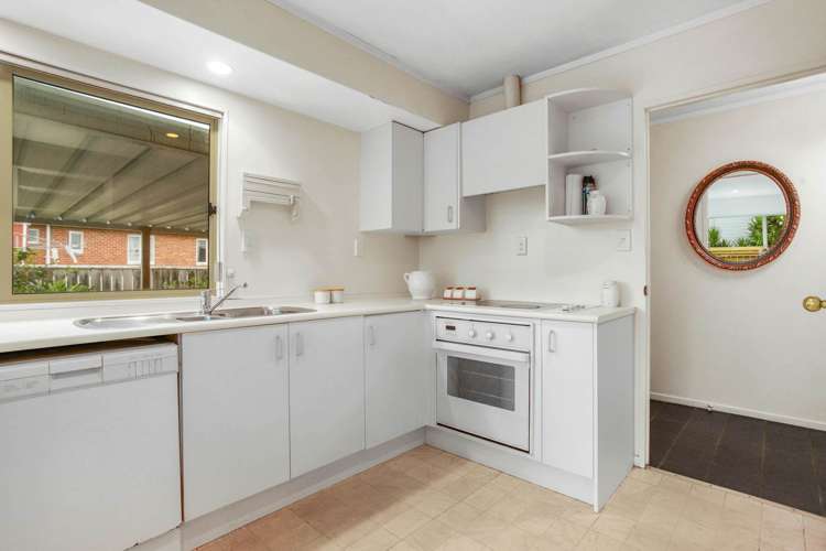 2/84 Parau Street Mount Eden_6