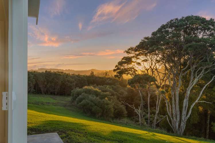 99 Mokoroa Valley Road Waitakere_25