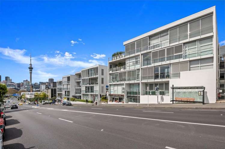 311/28 College Hill 1664_13