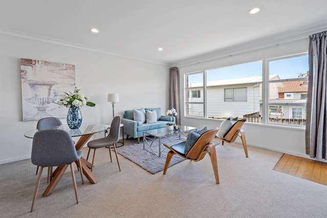 2/613 Beach Road Rothesay Bay_2