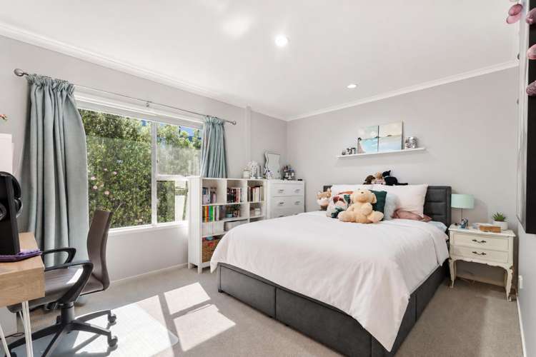 1279 Whangaparaoa Road Gulf Harbour_12