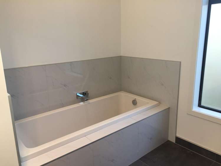 33 Awatira Drive Papamoa_9