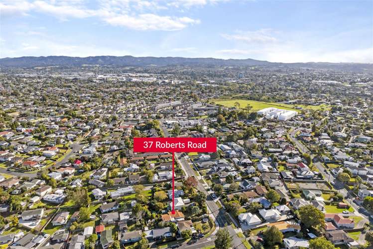 37 Roberts Road Te Atatu South_15