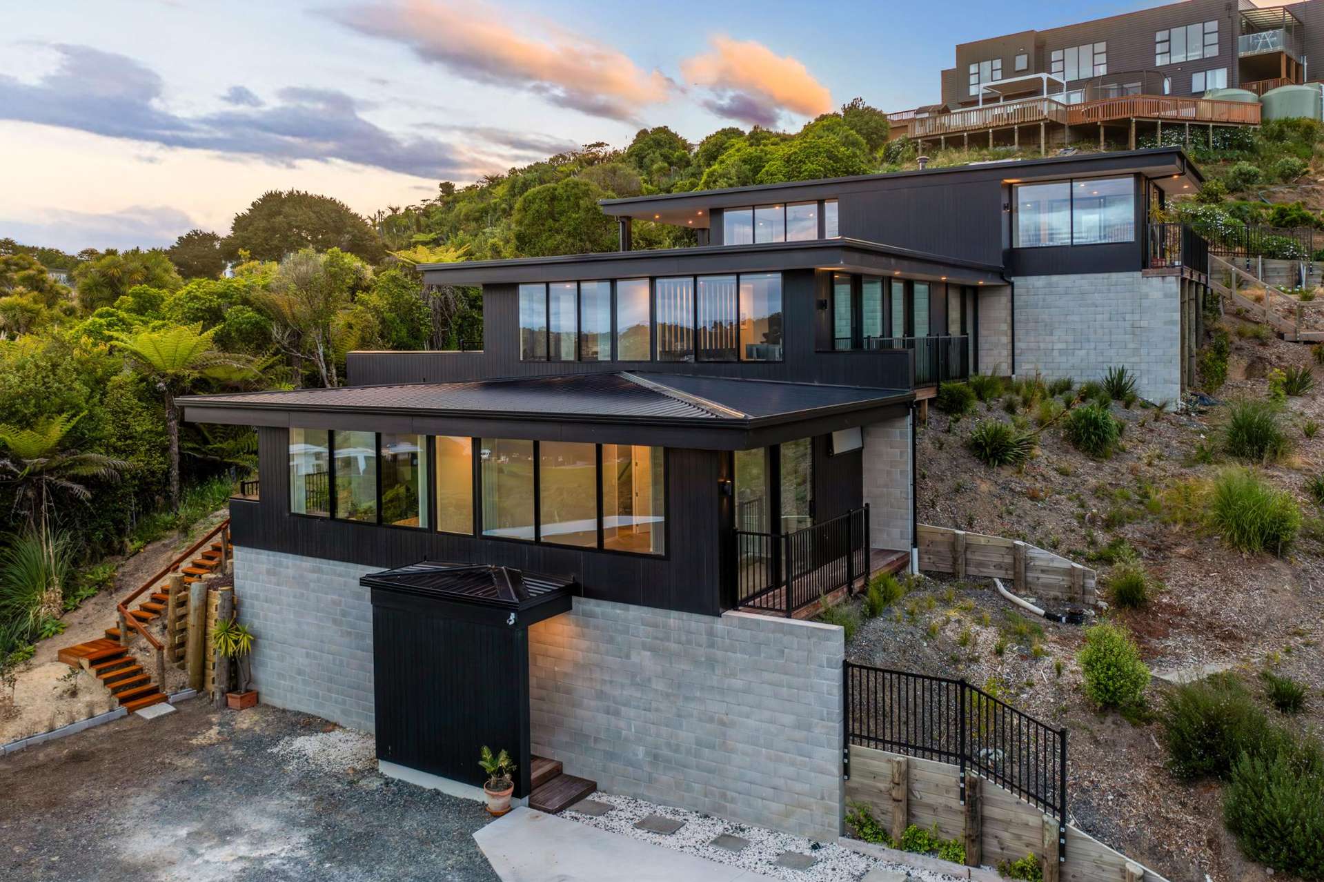 181 Point View Drive East Tamaki Heights_0