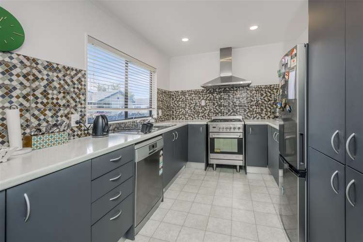 1/15 Septimus Place Henderson_6