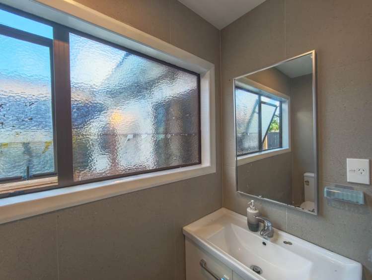 245B Beach Haven Road Birkdale_11
