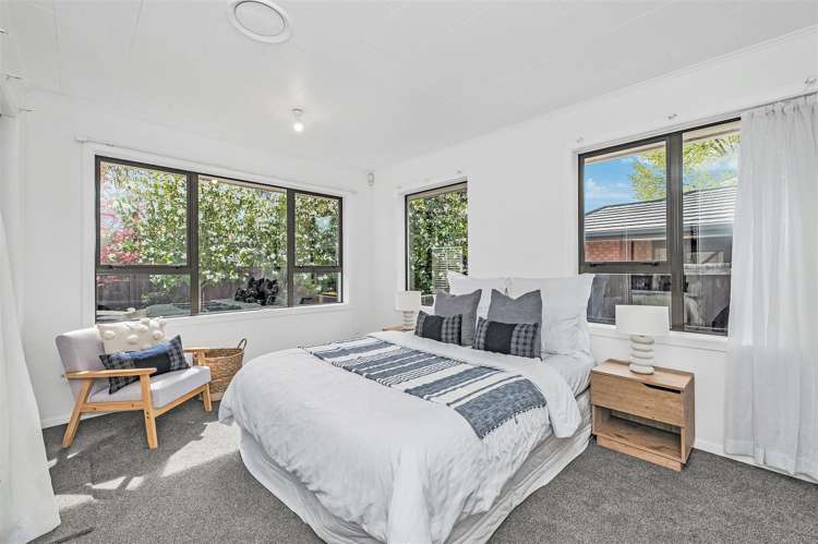 12 Oakhurst Place Russley_7