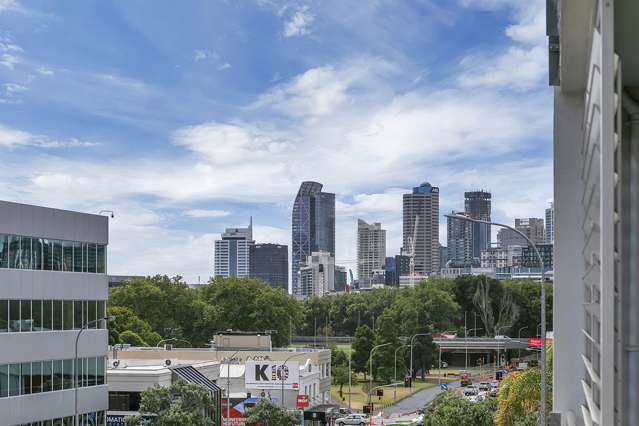 302/28 College Hill Freemans Bay_2