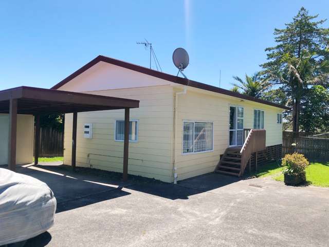 Te Atatu South 2 Bedroom House