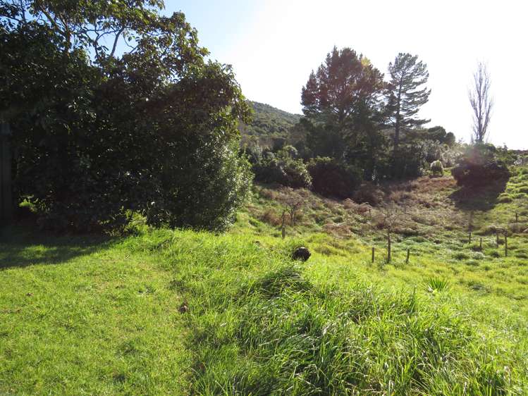 11 Blakes Approach Mahia_5