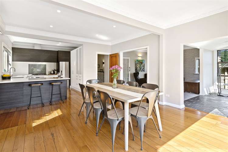 32 Cavendish Square Strathmore Park_4