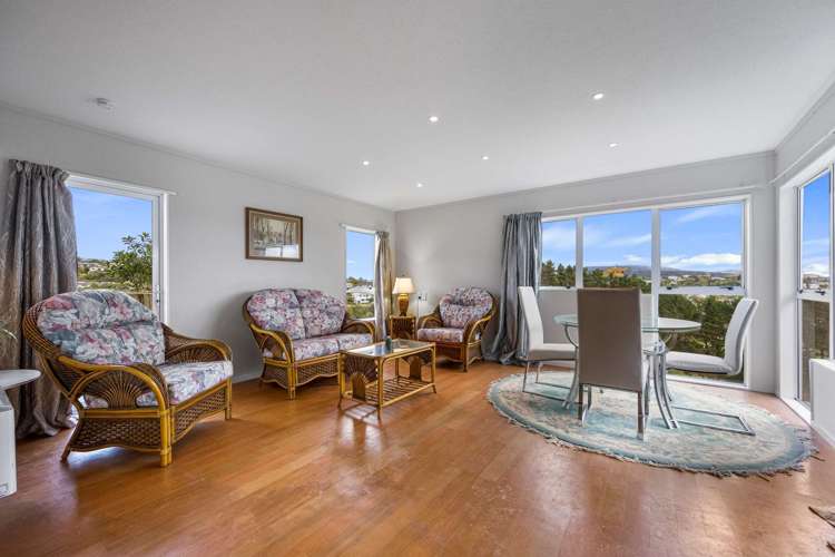 10b Sunningdale Lane Woodridge_1