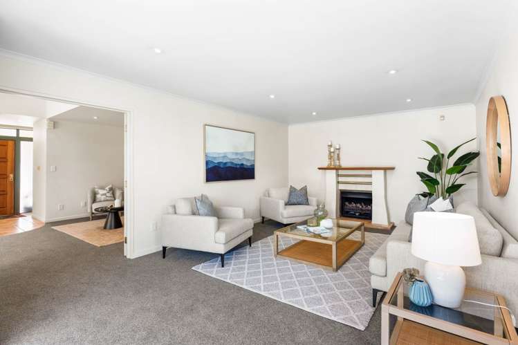 492 Beach Road Murrays Bay_12