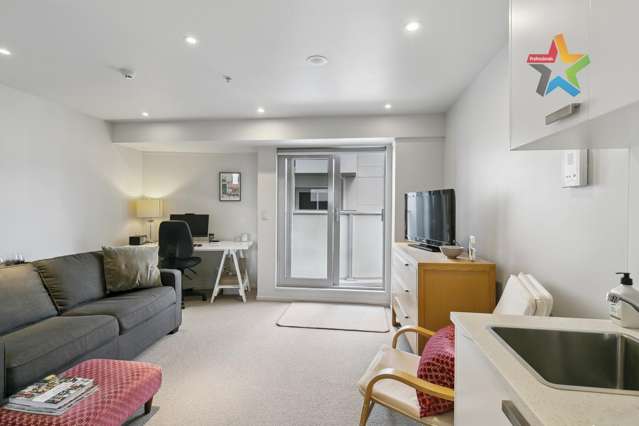 1421/74 Taranaki Street Te Aro_3