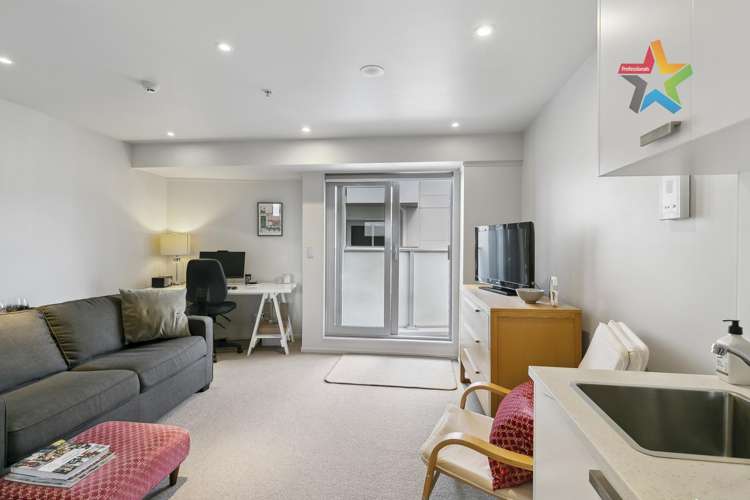 1421/74 Taranaki Street Te Aro_3