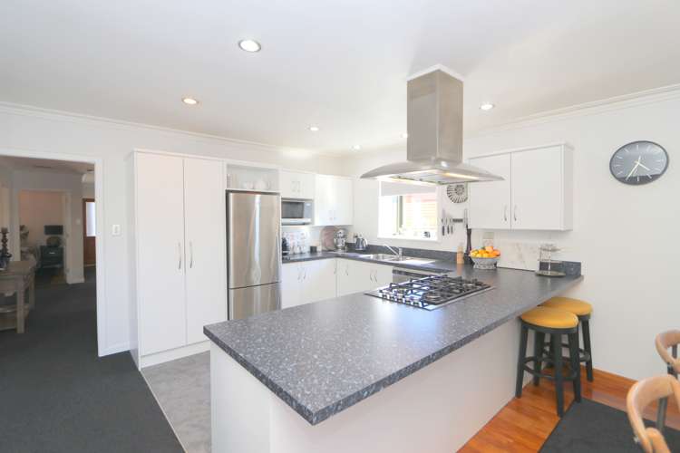 82 Lowe Street Avenal_9