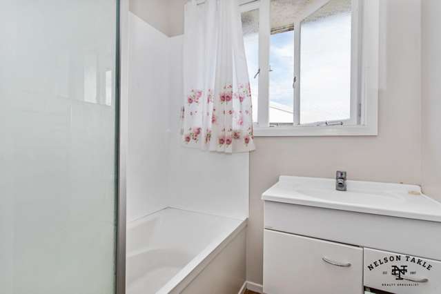 115 Beaumonts Way Manurewa_4