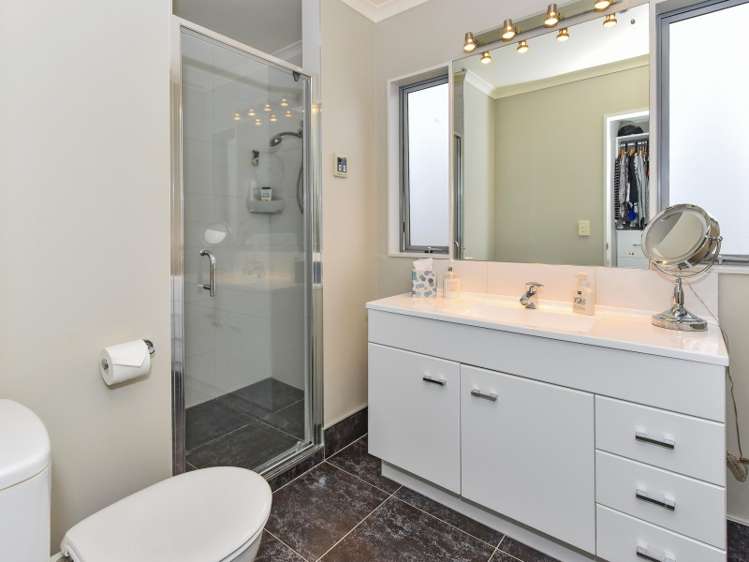 13 Aldon Lane The Gardens_16