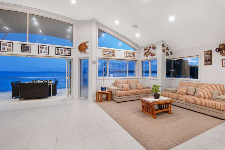 9 Arkles Strand Arkles Bay_8