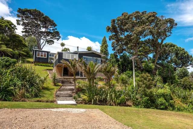 7 Neil Avenue Waiheke Island_2