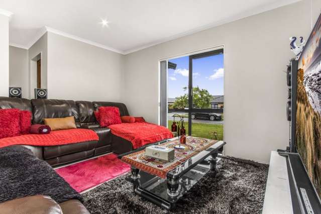 2 Caldecote Place Flat Bush_2