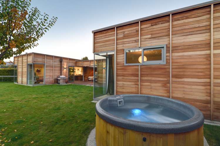 29 Mathias Terrace Arthurs Point_23