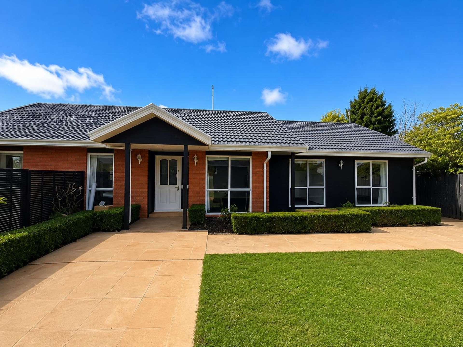 6 Rowanwood Close 1447_0