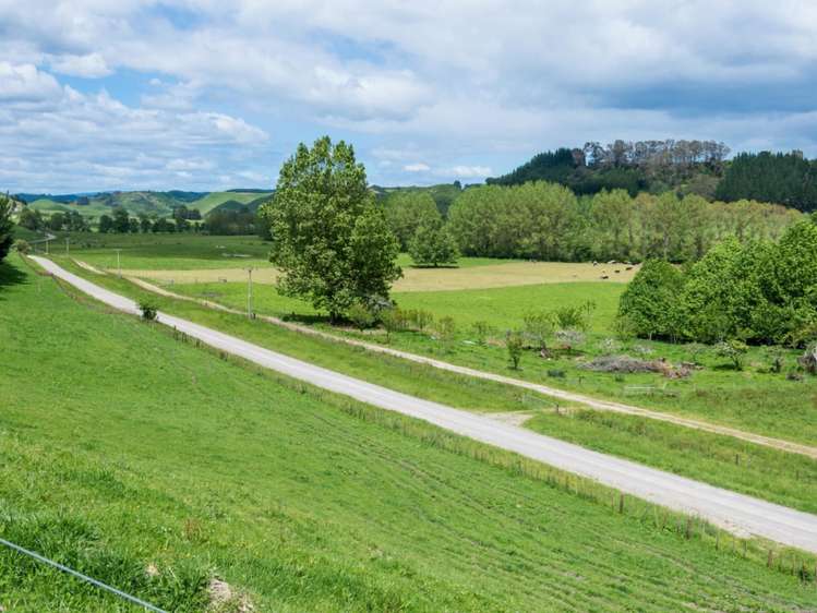 519 Otamarakau Valley Road Pukehina_9