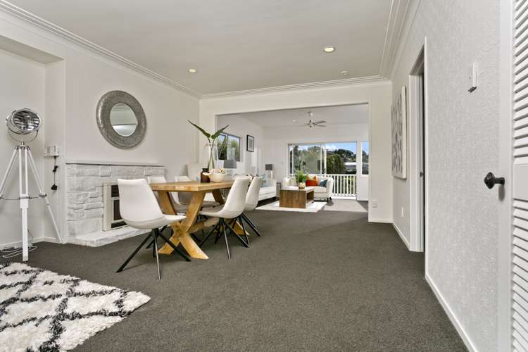 65 Churchill Road Murrays Bay_7