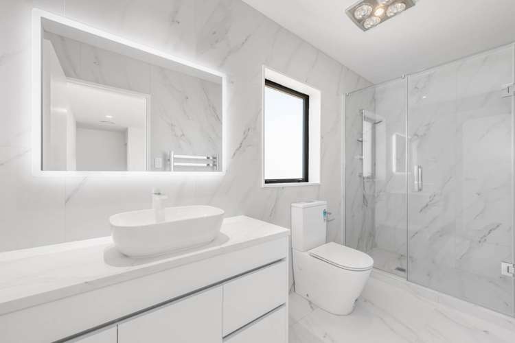 6 Ballyliffin Drive Flat Bush_12