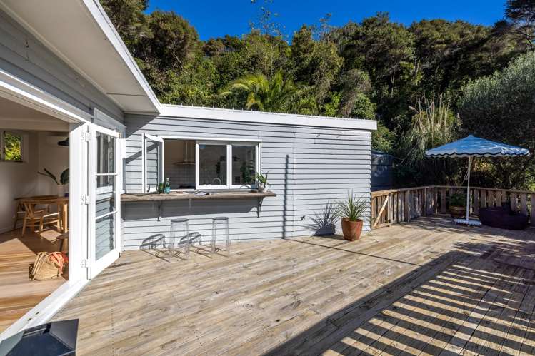 184 Ocean View Road Oneroa_21