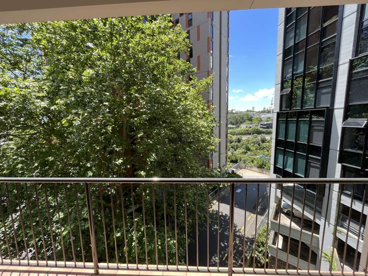 1a/6 Whitaker Place Grafton_11