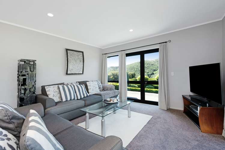 174 Makara Road Makara_8