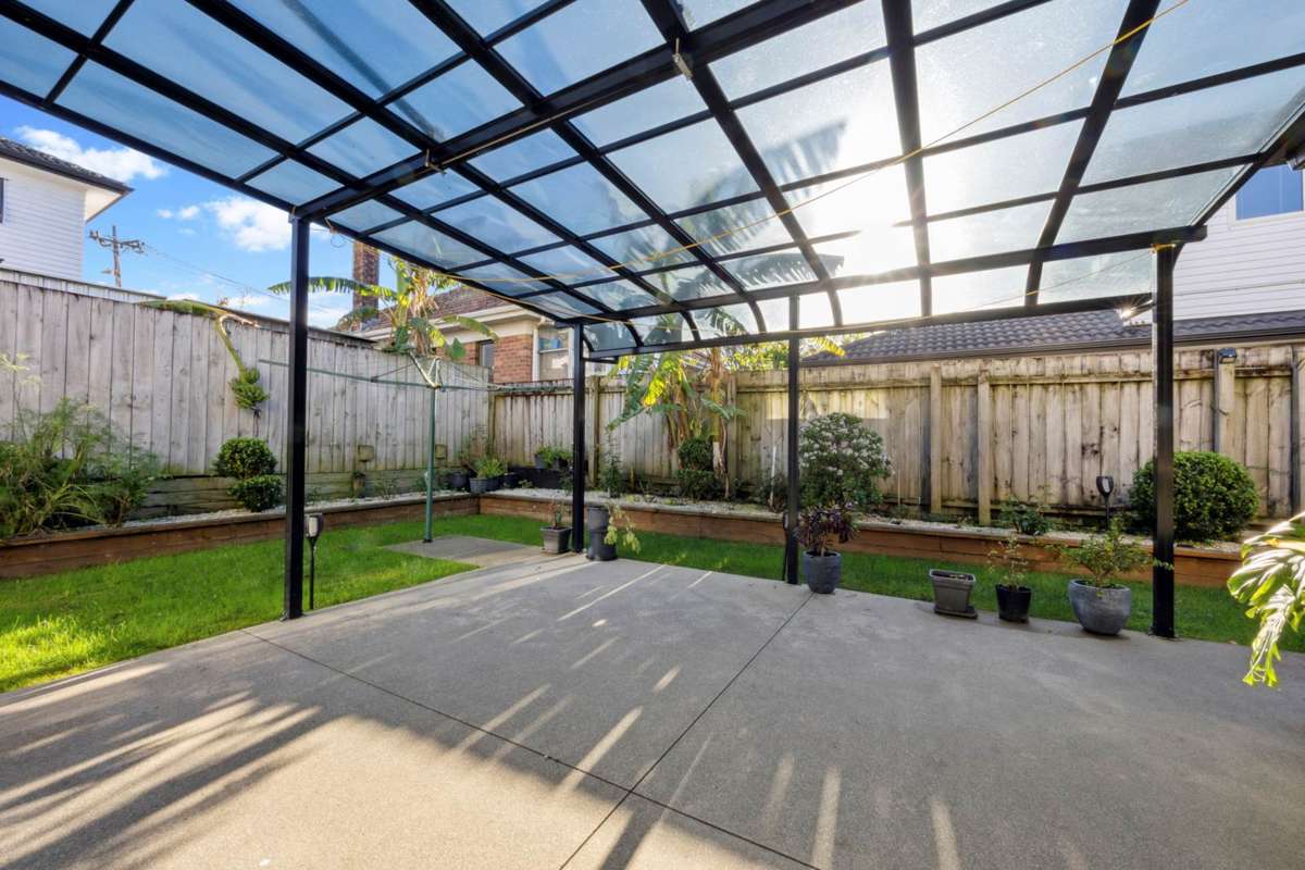 16B Hillside Road_5