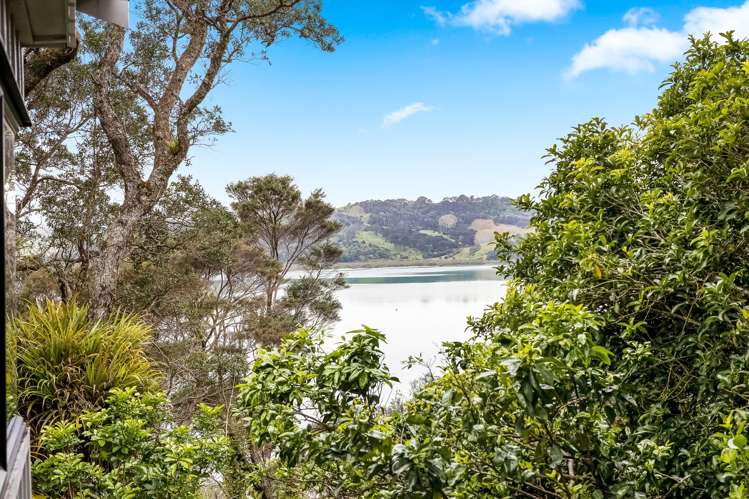 64 Ridge Road Mahurangi East_31