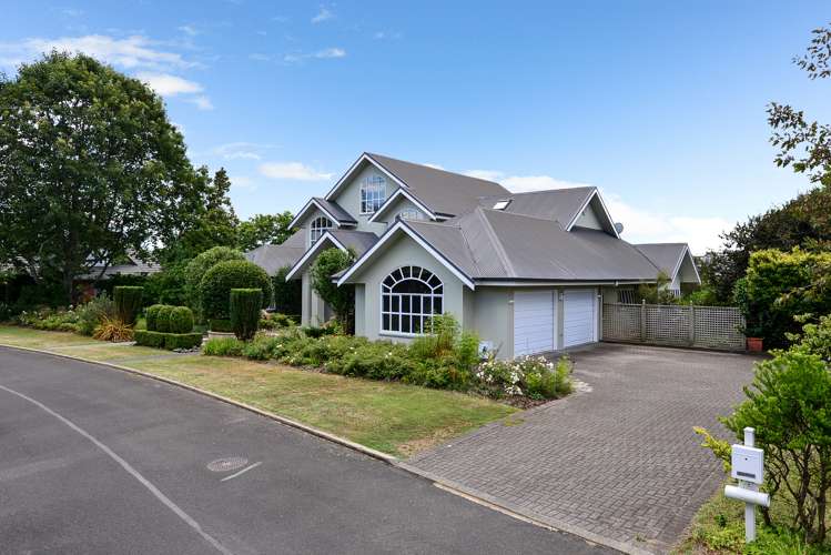 11 River Oaks Place Pukete_23