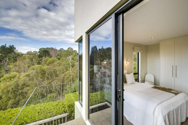 13 and 7 Burbury Ridge Havelock North_22