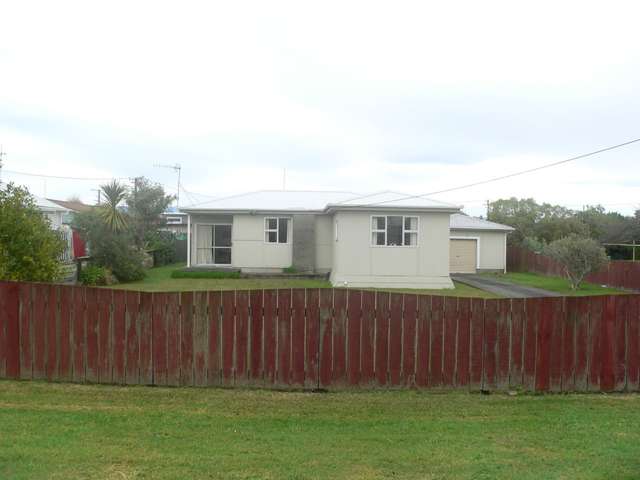 10 Linklater Avenue Foxton Beach_2