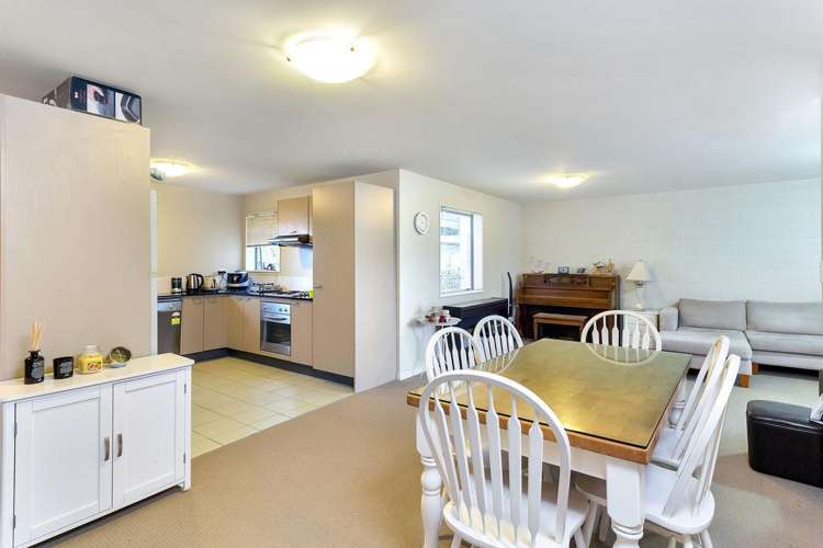 2a/20 Morning Star Place Mount Albert_3