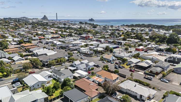 2/171 Powderham Street New Plymouth Central_14