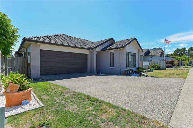 57 Coachman Drive Flat Bush_11