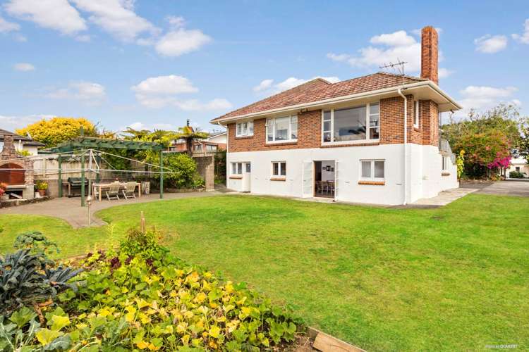 52 Sturges Road Henderson_16