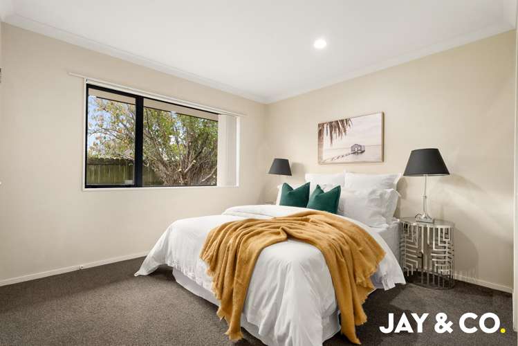16 Old Park Place Takanini_8
