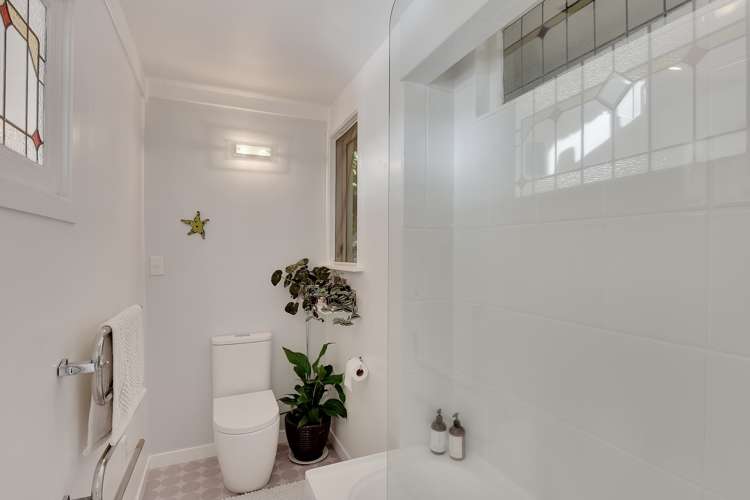 20 Airlie Street Glenduan_12